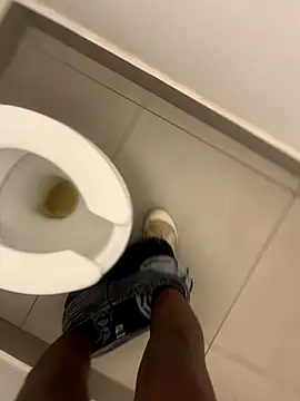 kamo012000 online show from December 3, 10:32 am