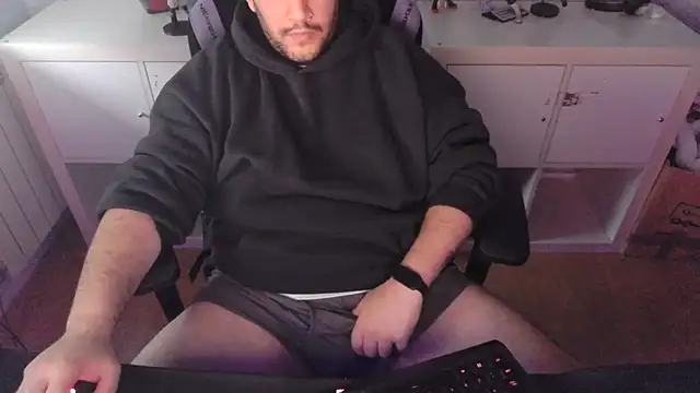 axelsito2 online show from October 10, 12:32 pm