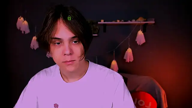 Snapshot of karl_mans chatting on November 1, 10:19 am karl mans online show from November 1, 10:19 am