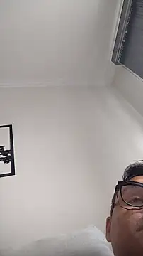 LeoMaduroSP online show from March 11, 1:29 pm