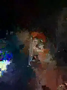 Snapshot of OfferedTearing chatting on October 21, 1:31 am OfferedTearing online show from October 21, 1:31 am