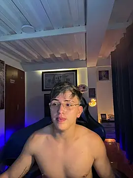 Justin trevor1 online show from October 21, 1:20 am