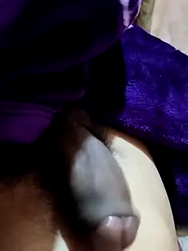 saneer69tew online show from December 17, 7:53 pm