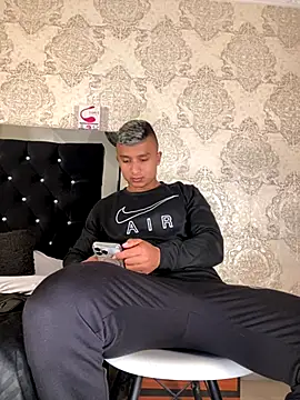 ThiagoBlaze online show from October 3, 2:49 am