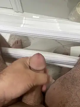 Heros2000 online show from April 25, 5:21 am