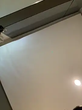 tarantan1993 online show from April 1, 9:23 pm