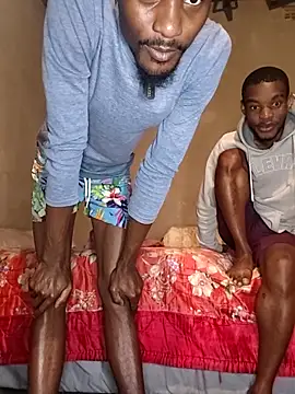 Snapshot of TPNUTS chatting on October 6, 6:45 pm TPNUTS online show from October 6, 6:45 pm