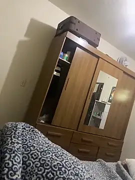 PIROCAGG21 online show from April 4, 1:57 am