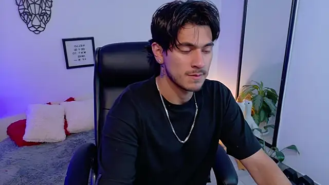 Elian savoy online show from March 28, 10:43 pm