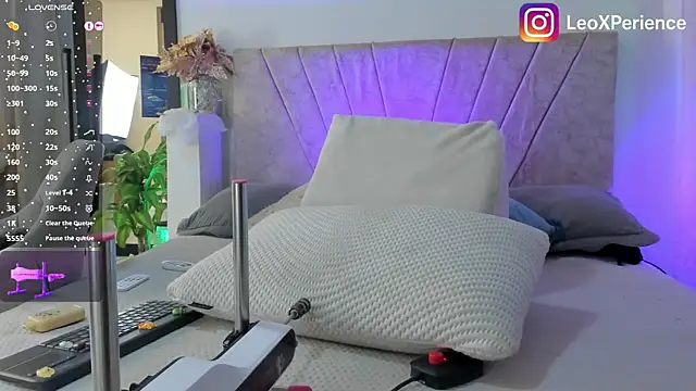 jhosepMoreno online show from November 8, 6:55 pm