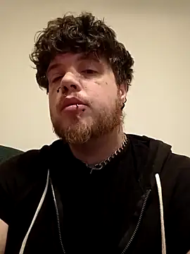 Kiami Noara online show from March 19, 1:47 pm