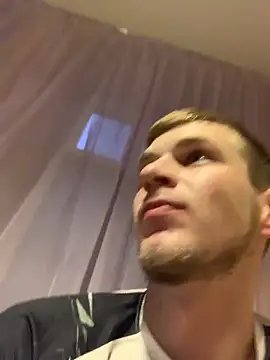 macho1347 online show from December 2, 3:15 pm