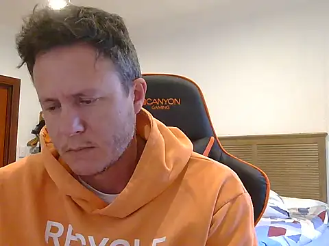 TroyDieselXXX online show from March 5, 7:48 am