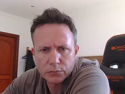 TroyDieselXXX online show from May 23, 10:21 am