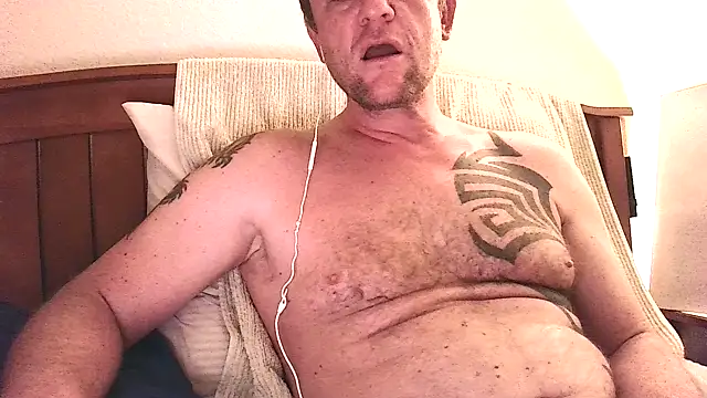Yournaughty online show from July 18, 5:25 am