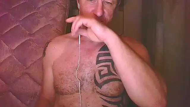 Snapshot of Yournaughty chatting on October 25, 6:37 am Yournaughty online show from October 25, 6:37 am