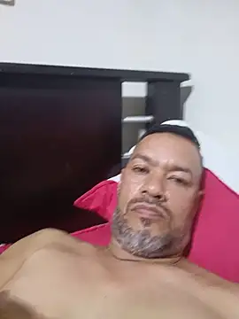 Guevaritaelmejor online show from June 19, 4:18 am
