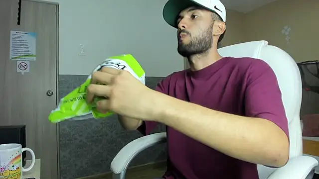 Ryan Jackson  online show from October 1, 11:19 pm