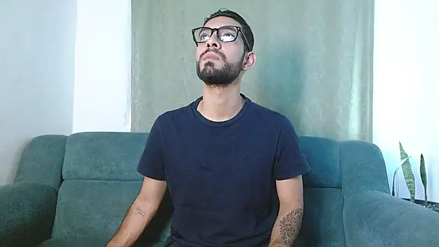 ReyPablo1 online show from October 14, 9:22 pm