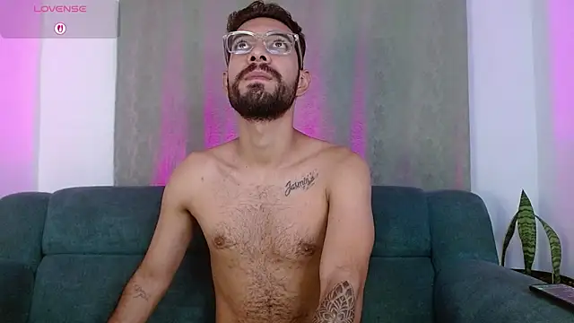 ReyPablo1 online show from September 24, 12:10 am