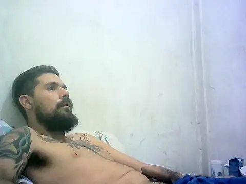 parejajuguetona420 online show from October 5, 1:42 am