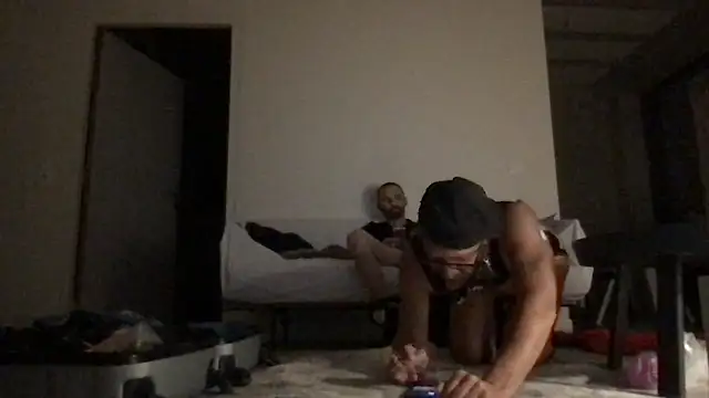 Zaak91190 online show from September 17, 10:00 pm