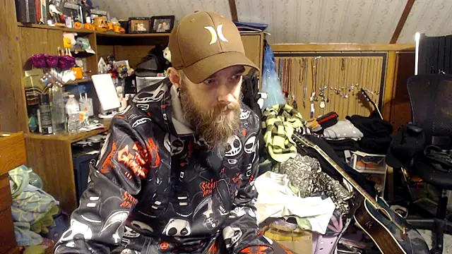 thejuicybacon online show from April 1, 11:01 am