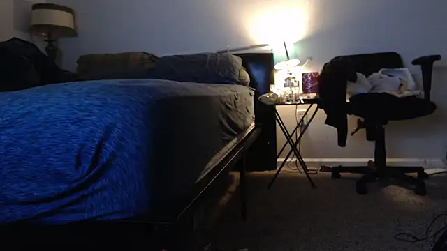 Snapshot of The1BBC chatting on October 16, 4:26 pm The1BBC online show from October 16, 4:26 pm