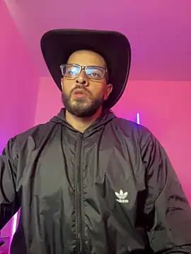 magnumchris online show from February 24, 10:10 pm