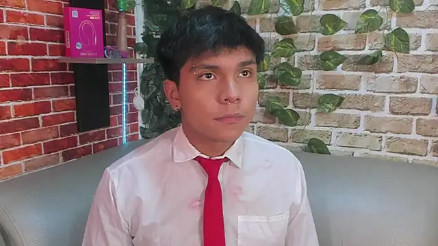 Thiago Kozak online show from March 21, 12:53 pm