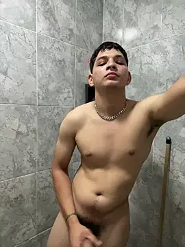 Snapshot of RobinLenoxx chatting on October 9, 8:47 pm RobinLenoxx online show from October 9, 8:47 pm