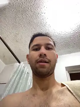 Michaell Spinelly online show from March 3, 6:04 pm