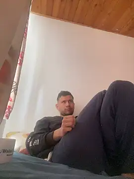 Michaell Spinelly online show from February 14, 1:50 pm