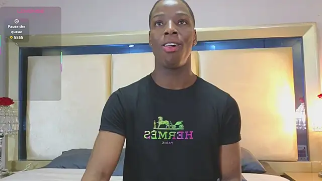 Snapshot of CharlesBrown_ chatting on October 23, 12:52 pm CharlesBrown online show from October 23, 12:52 pm