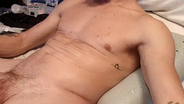 Snapshot of cough2getoff chatting on September 28, 12:19 am cough2getoff online show from September 28, 12:19 am