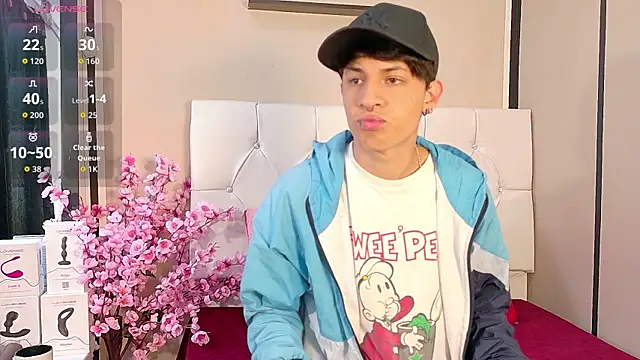 Axel  Evans online show from October 28, 12:18 pm