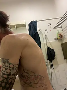 crisfootlicker online show from June 23, 10:46 pm
