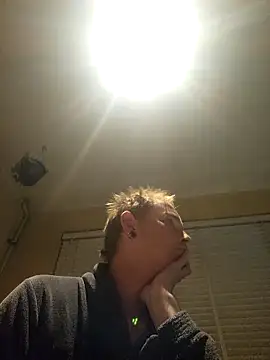 piercingpik online show from September 26, 9:34 pm