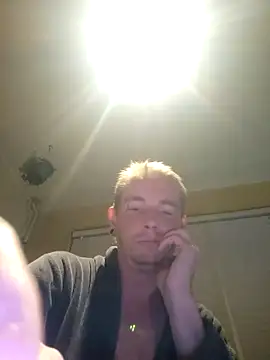 piercingpik online show from September 25, 9:24 pm