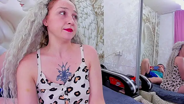 Gerald and Kristy online show from January 14, 2:11 pm