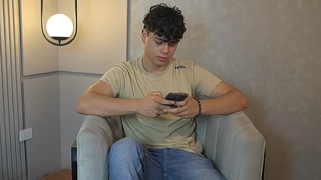 Ethan occonor online show from October 24, 8:21 pm