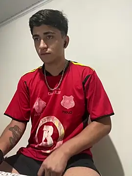 Tavinho067 online show from November 5, 2:24 am