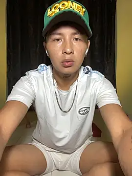 Snapshot of Archie-Davis chatting on October 5, 11:47 am Archie-Davis online show from October 5, 11:47 am