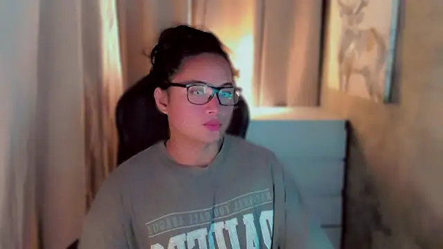 kaicromwell  online show from October 21, 1:25 pm