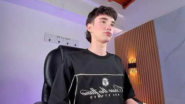 austin rouse online show from March 27, 8:32 pm