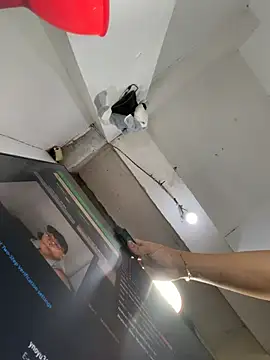 ynotyu online show from April 3, 4:59 pm