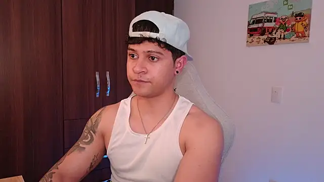 domsantiago  online show from September 20, 2:00 am