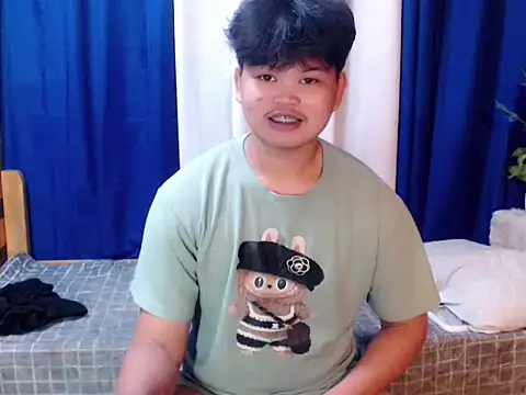 Reynelcock online show from February 5, 6:15 pm