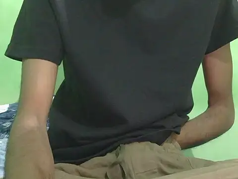 rockyy23boy online show from December 17, 6:58 pm