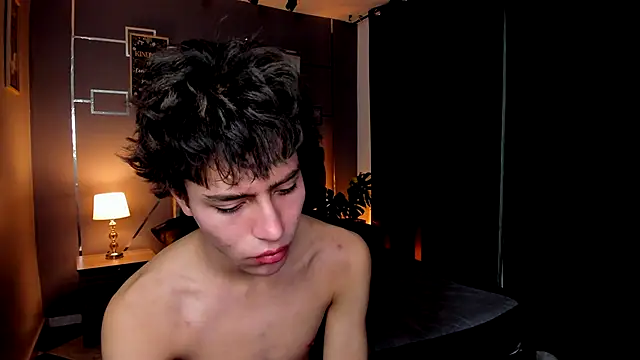 Christopher 77 online show from September 29, 1:30 pm